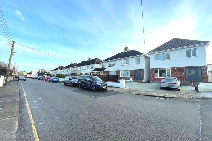 St John’s Road, Clondalkin, Dublin 22