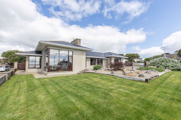 4 The Hermitage, Coxtown, Dunmore East, Waterford