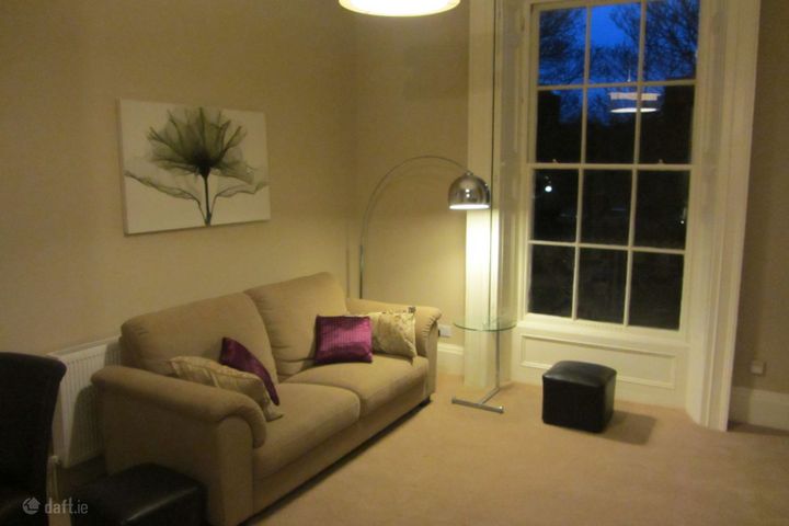 Apt.4, 110 Pembroke rd., Ballsbridge, Dublin 4