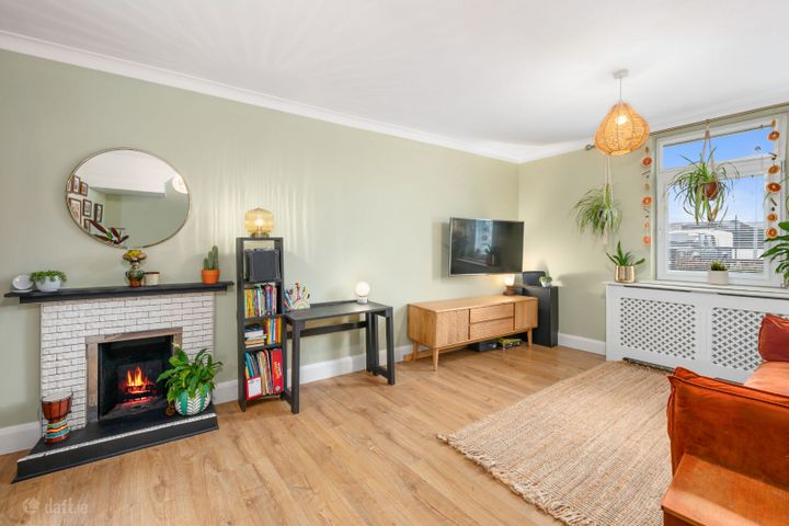 8 Sunview Terrace, South Douglas Road, Douglas, Co. Cork, T12E2X0