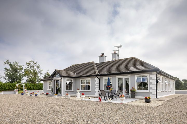 Maine, Castlebellingham, Co. Louth, A91K640