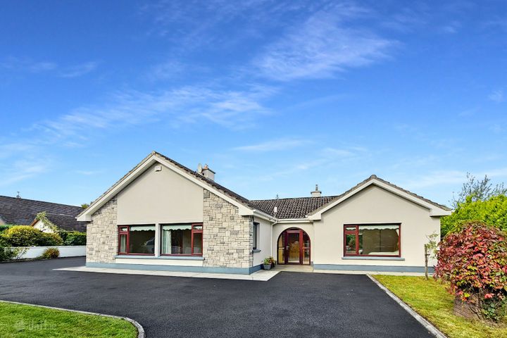 Hazelgrove, Roslevan, Ennis, Co. Clare, V95K2W4