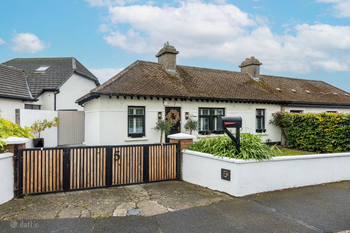 5 Connolly Avenue, Malahide, Co. Dublin, K36P205