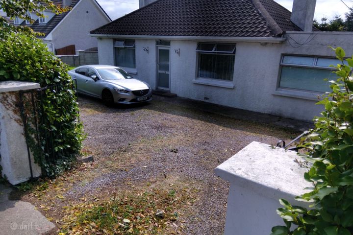 Bruíon Caortainn, Grange Road, Douglas, Cork, Grange, Co. Cork