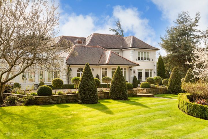 Torry, Brighton Road, Foxrock, Dublin 18, D18Y9K6