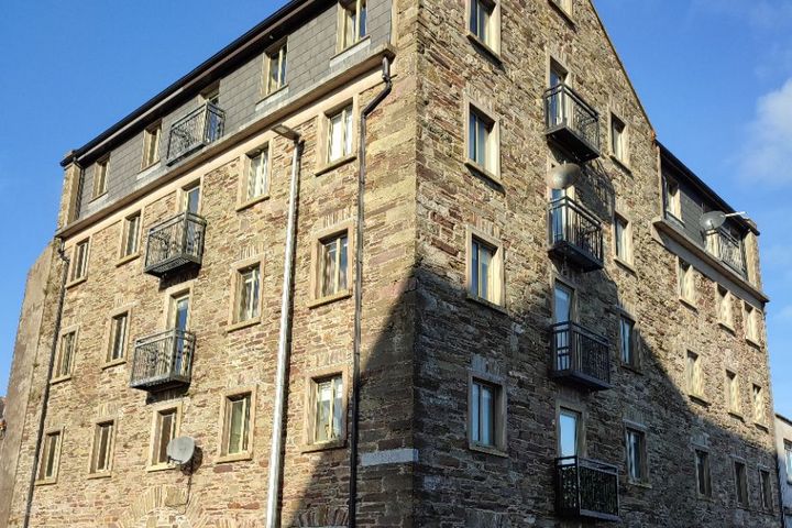 Apartment 9 , Brown'S Court, Lower Brown Street, Youghal, Co. Cork, P36YP40