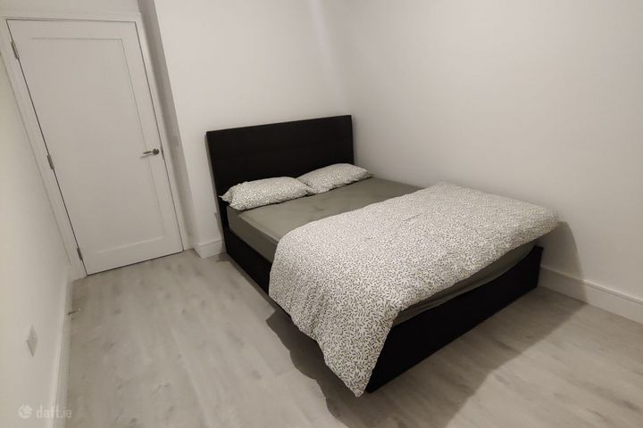 Near Portlaoise Hospital, Killeshin hotel, Portlaoise, Co. Laois