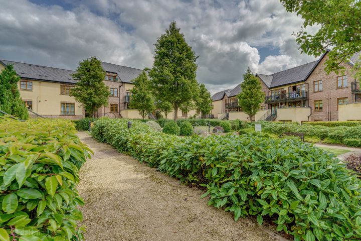 69 Woodbrook Crescent, Dublin 15, Carpenterstown, Dublin 15, D15WC62