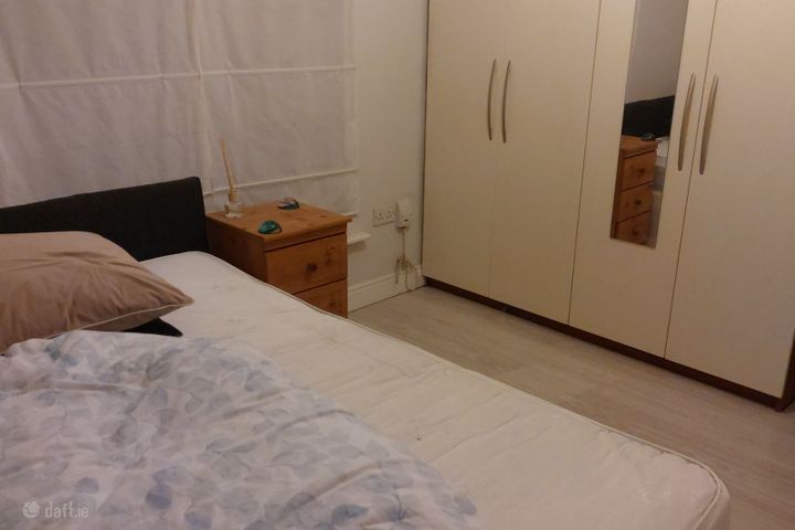 Latchford Row, Ongar, Dublin 15