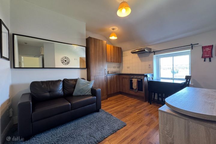 Flat 4, 9 Drumcondra Road Lower, Drumcondra, Dublin 9