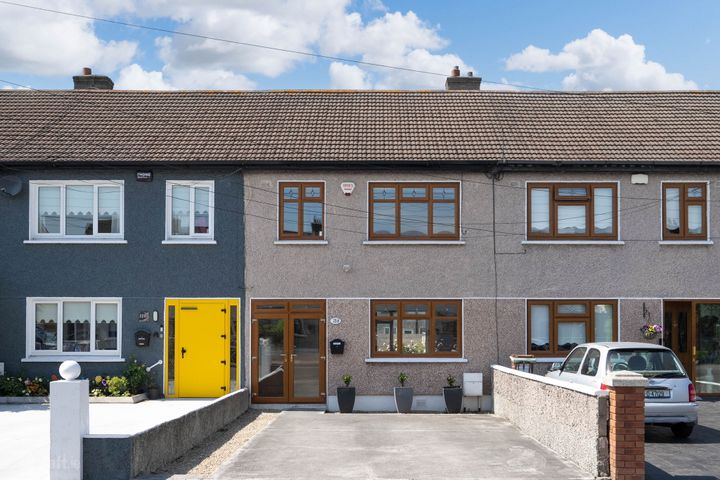 218 Saint James's Road, Greenhills, Dublin 12, D12APR3