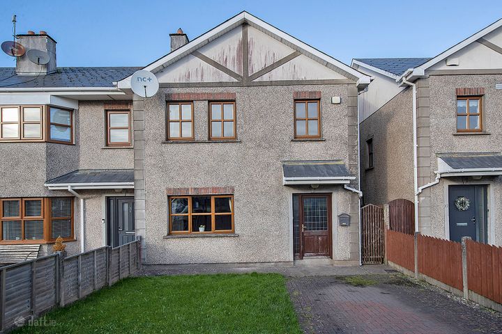 18 Knocknagranagh Court, Ballinroad, Dungarvan, Co Waterford, X35X045