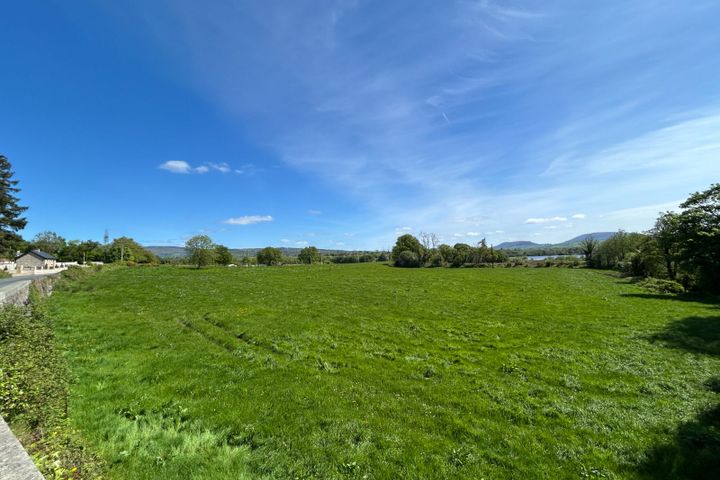 Land at Killestry , Killaloe, Co. Clare