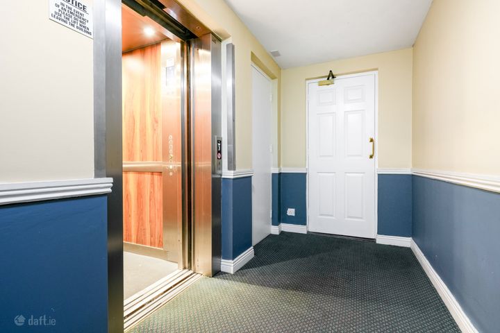 166 Custom Hall, Gardiner Street, Dublin 1 - Photo 2