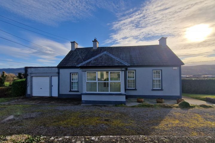 The Old School House, Rathloose, Clonmel, Co. Tipperary, E91D254