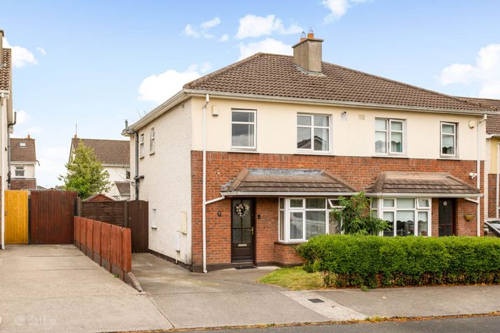 9 Griffeen Glen Crescent, Griffeen Glen, Lucan, Co. Dublin, K78RX38