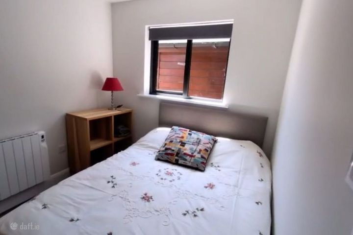 Church Road, Carrigaline, Co. Cork