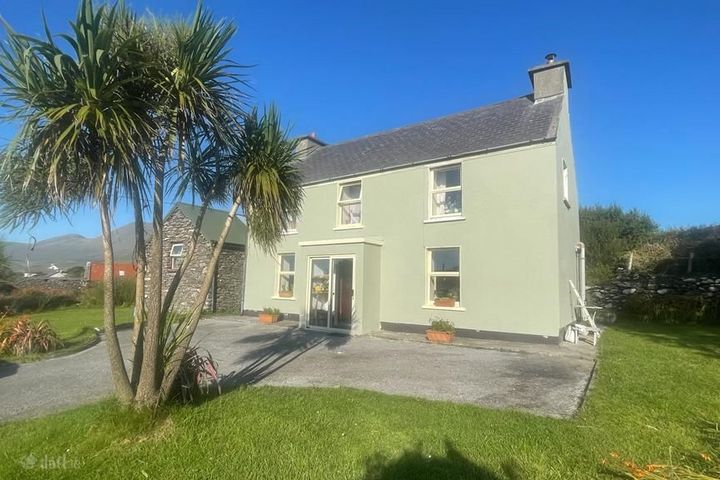 Upper Kilquane, Ballydavid, Dingle, Co. Kerry, V92C1K0