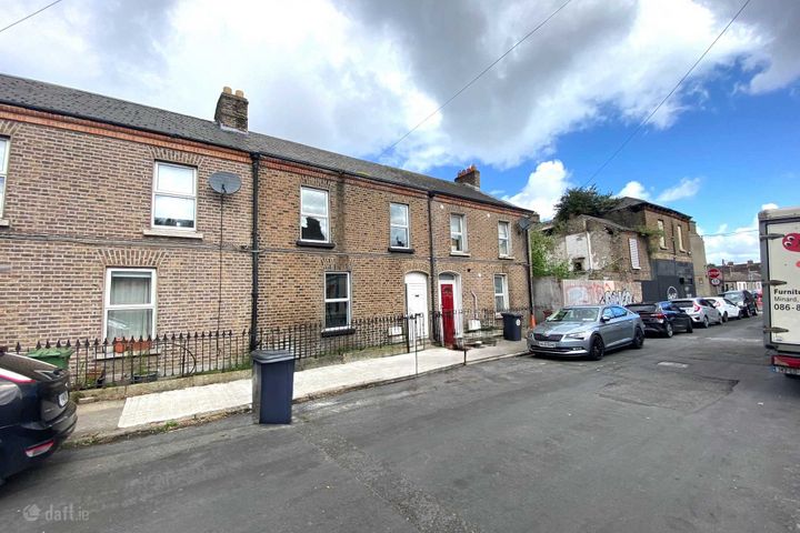 Emerald Street, Dublin 1 [house share]