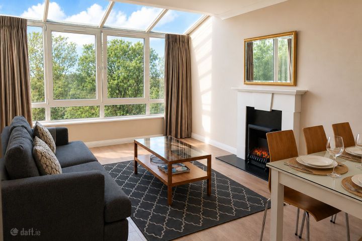 6th Floor with Park Views, The Pines, Herbert Park Lane, Ballsbridge, Dublin 4