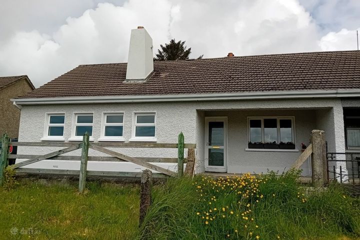 5 Galway Road, Tullyvoheen, Clifden, Co. Galway, H71HP65