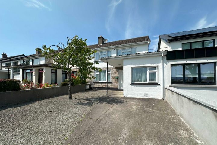 97 The Dale, Belgard Heights, Tallaght, Dublin 24, D24PNK4