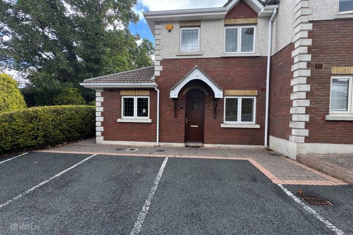 8 The Courtyard, Friars Hill, Wicklow Town, Co. Wicklow