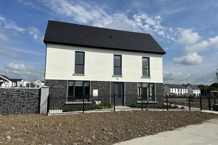 40 Garran Choill Darach, Oranmore, Co Galway