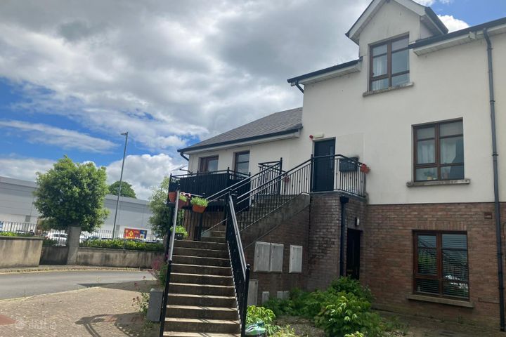 6 The Grove, Athy, Co. Kildare