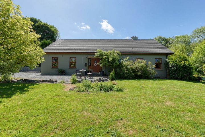 Ballindoolin, Edenderry, Grange, Co. Kildare, R45DK35