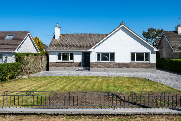 Mistymoor, Church Road, Tullamore, Co Offaly, R35HC96