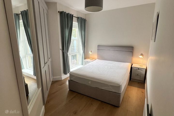 Dundrum, Dublin 16, Kilmacud, Co. Dublin