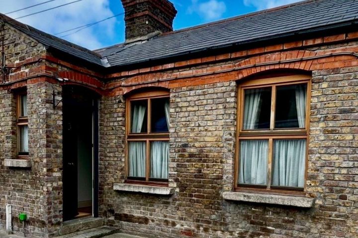 4 Watkins Square,  off Ardee Street., Dublin 8