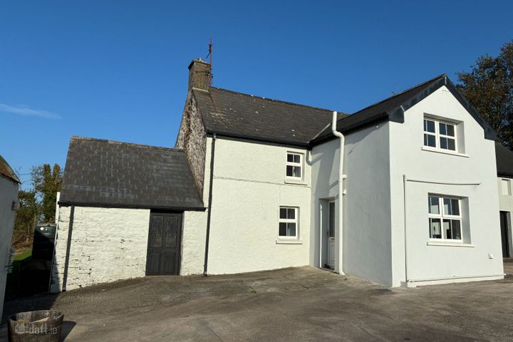 The Farmhouse, Slievegullane, Innishannon, Co. Cork