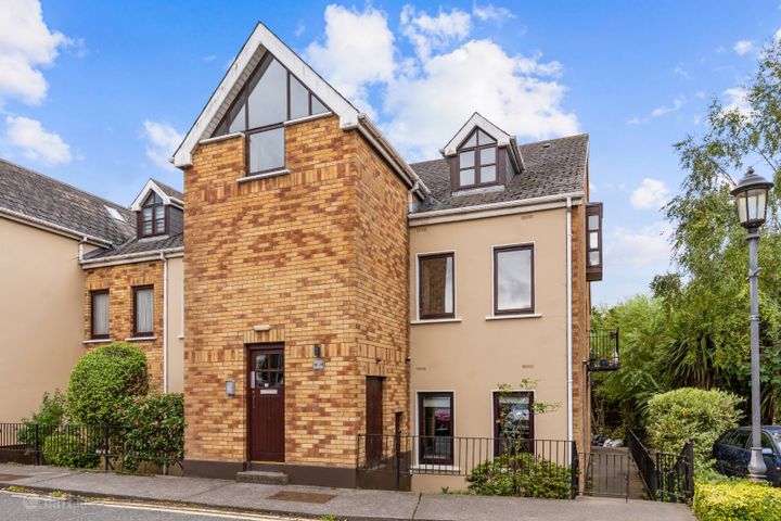 50 Village Court, Butterfield Avenue, Rathfarnham, Dublin 14, D14PD27