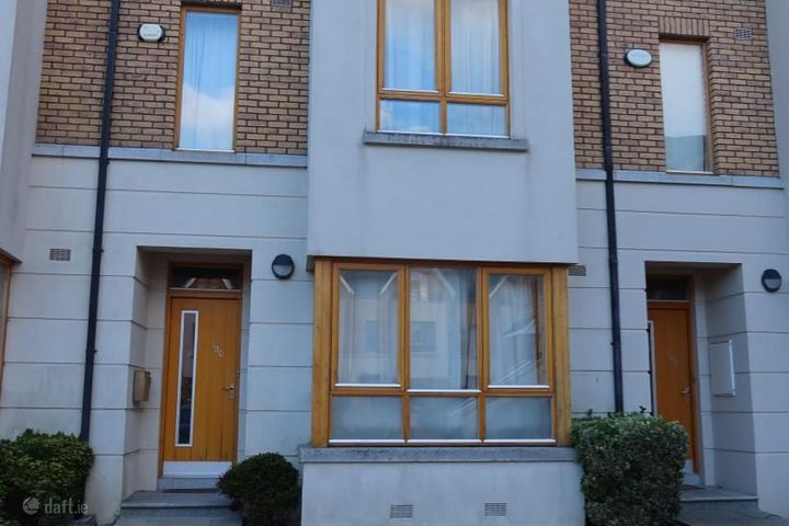 190 Trimbleston , Goatstown, Co. Dublin