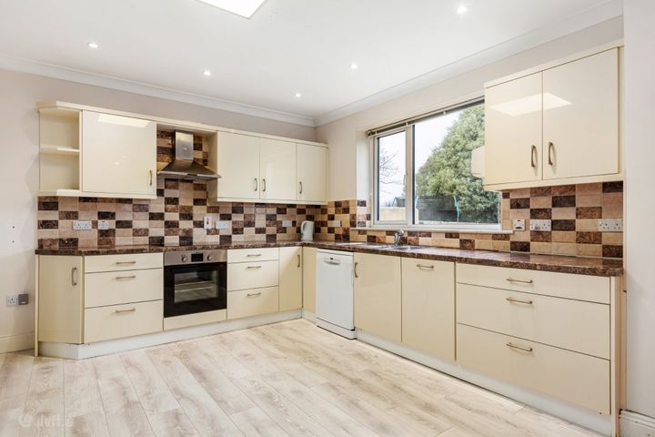 9 Moyville Lawn, Taylors Lane, Rathfarnham, Dublin 16, D16DW61 - Photo 3