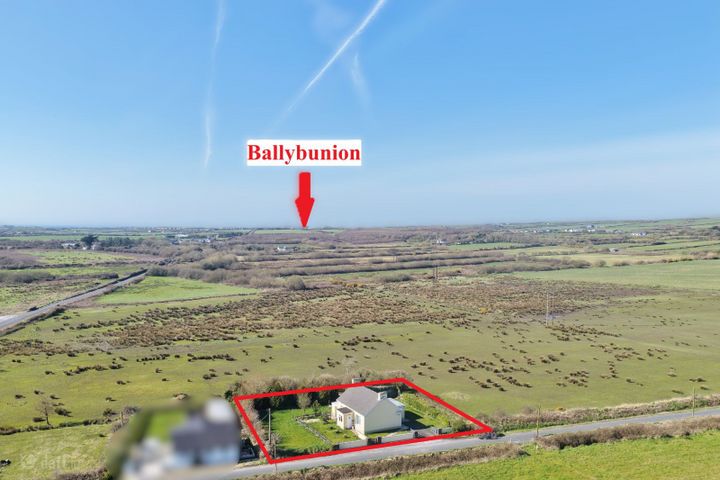 Frances Road, Lahesrough South, Ballybunion, Co. Kerry, V31EE30