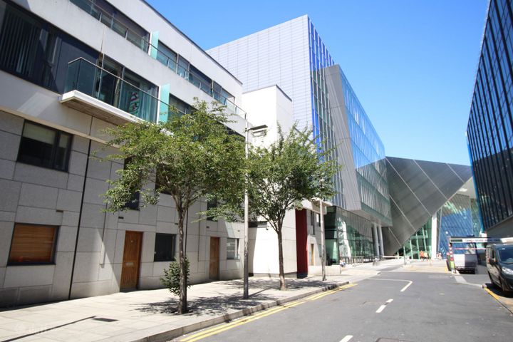 Gallery Quay, Grand Canal Dock, Dublin 2