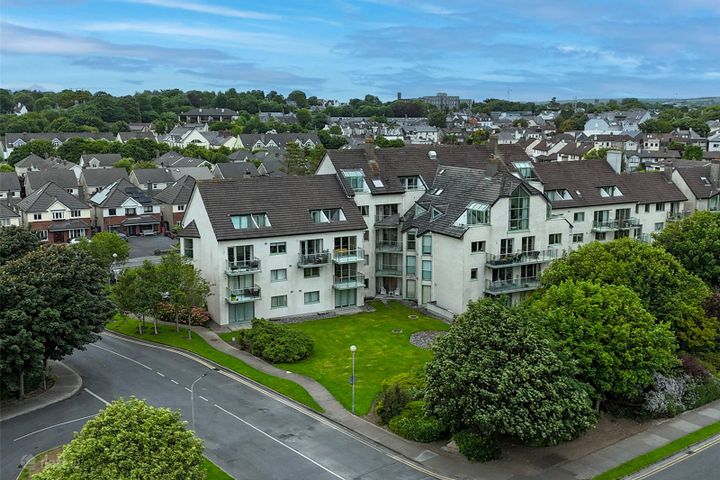 11 Aras Na Tra, Cois Cuain, Salthill, Galway, H91K0V9