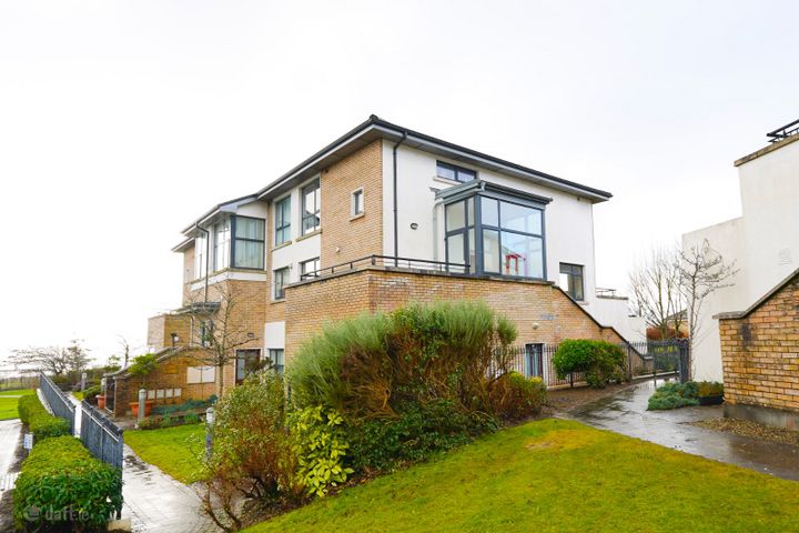  220, Boreann Bheag, Roscam, Co. Galway, H91VX54