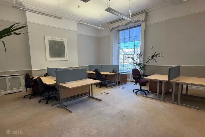 Pembroke Street , Dublin 2