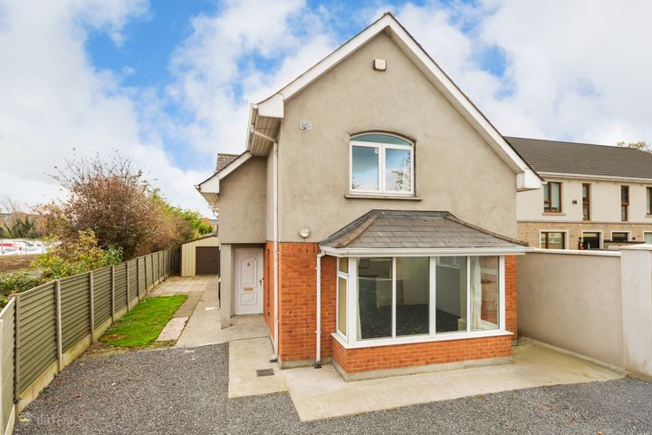 Brooklodge, Station Close, Crag Avenue, Clondalkin, Dublin 22, D22H6K1
