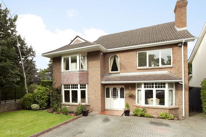 4 Brighton Hall, Brighton Rd Foxrock, Dublin 18, Dublin 18, Dublin