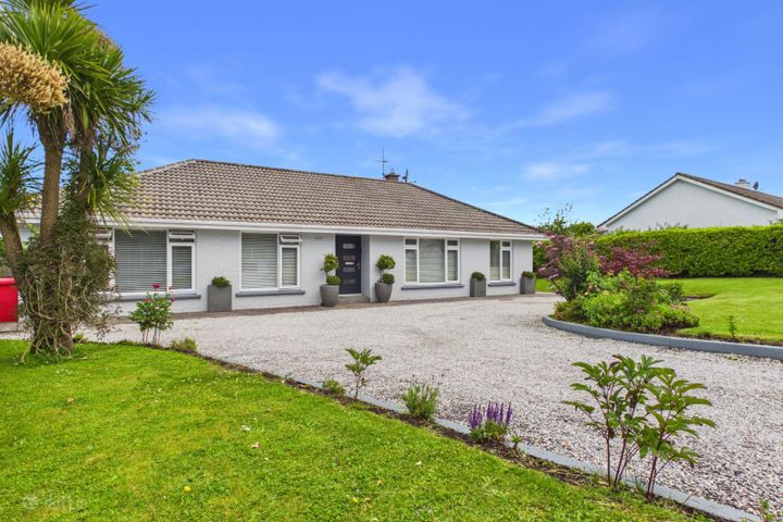 Ardnahinch, Shanagarry, Garryvoe, Co. Cork, P25K802
