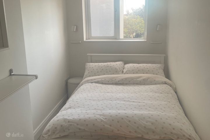 Flat 3, 230 South Circular Road, South Circular Road, Dublin 8