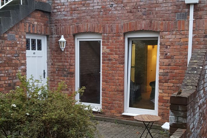 48 Abbeyfield, Milltown, Co. Dublin