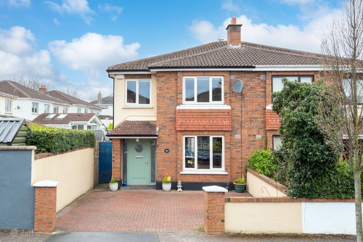16 Castlefield Park, Knocklyon, Dublin 16, D16N9Y4