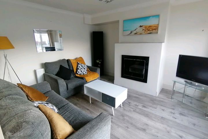 5 Crievesmith park, Letterkenny, Co. Donegal