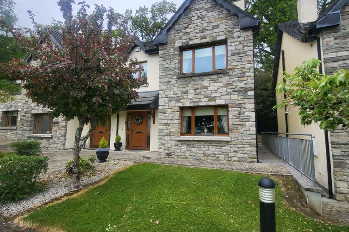 20 Lord Leitrim Court, Lough Rinn, Gortletteragh, Co. Leitrim, N41H363